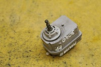 фото thumb №1, Моторчик регулировки лампы правый перед master ii