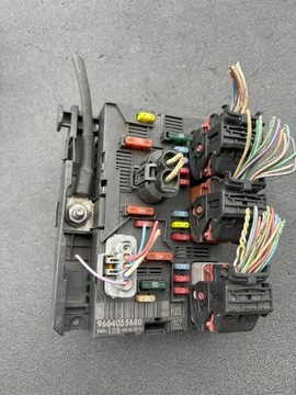 фото thumb №10, Citroen c4 picasso 06- 1.6 hdi коробка запобіжників модуль bsm 9664055680