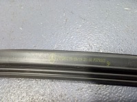 фото thumb №6, Mercedes glc x253 прокладка напрямна скло двері правий задня p379002