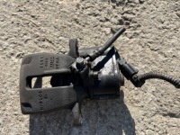 фото thumb №1, Vw tiguan i супорт гальмівний правий задня