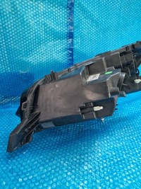 фото thumb №8, Peugeot 2008 2 лампа передняя правая