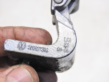 фото thumb №5, Петли крышки la7t vw golf v plus