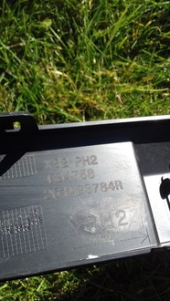 фото thumb №3, Молдинг бампера заглушка хром перед права renault trafic iv 261a23784r