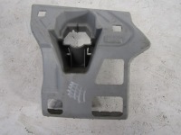 фото thumb №1, Skoda fabia iii кронштейн распылителя правого