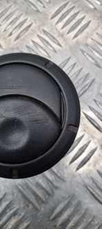 фото thumb №4, Dacia renault решётка обдув 8200212480p