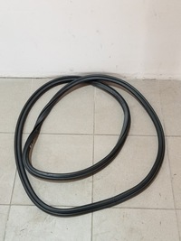 фото thumb №1, Audi a4 b8 07-11 прокладка дверь правая перед