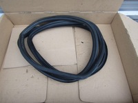 фото thumb №1, 3 mercedes w210 sedan резиновая прокладка крышки багажника