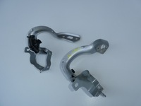 фото thumb №1, Audi a4 b8 петля кришки 8k9827299