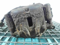 фото thumb №1, Суппорт перед правый kia carens ii 2.0 crdi