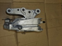 фото thumb №1, Кронштейн подушка двигуна bmw x2 9423374