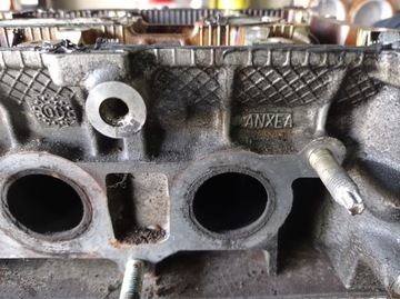 фото thumb №8, Mondeo mk4 2.0 16v - головка двигуна комплект