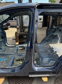 фото thumb №1, Ford tourneo courier стійка поріг b лівий