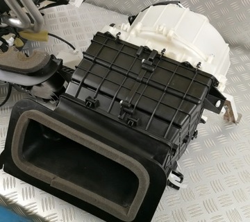 фото thumb №5, 27215-1lb1a отопитель кондиционера infiniti qx80