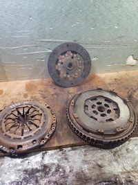 фото thumb №1, Сцепление двухмассовый маховик 1.4tce megane iii 301010001r