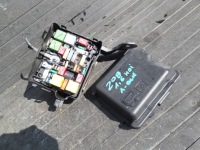 фото thumb №1, Peugeot 208 2017 1,6 hdi коробка запобіжників