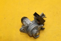 фото thumb №2, Вкладка замка крышки задний a4 b7 8e0827573