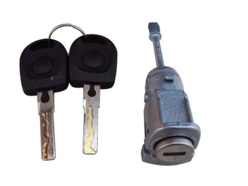 фото thumb №1, Новая левая вставка замок замки дверь seat altea