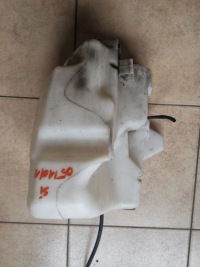 фото thumb №1, Volvo v50 s40 c30 c70 - бачок омывателя