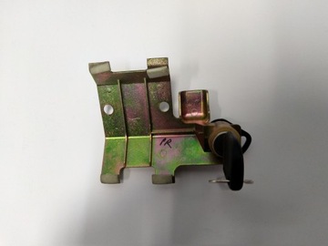 фото thumb №1, Вкладка замка барашек дверь правые перед polonez plus