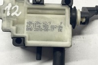 фото thumb №10, Кришка з замком заливної пального bmw x5 e70 6985882 3.0l дизель 180kw 2010