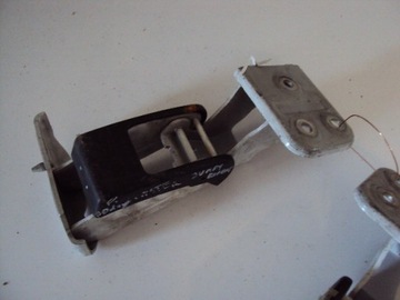 фото thumb №2, Петли дверь зад citroen jumpy peugeot expert