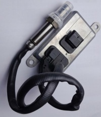 фото thumb №1, Датчик nox выхлопных газов iveco stralis eurocargo оригинальный номер 5801754015