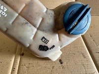 фото thumb №5, Бачок розширювальний audi a4 b7 8e0121403