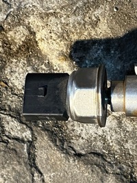 фото thumb №8, 4 bmw n43 молдинг топливная 7562474 7614317 7537319