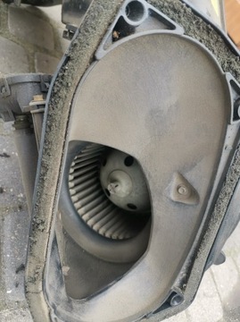 фото thumb №10, Корпус отопитель вентилятор резистор opel astra