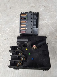 фото thumb №1, Mercedes w211 коробка запобіжників клема a2115461141