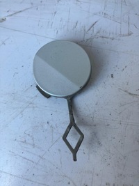 фото thumb №1, Заглушка фаркоп бампера задня peugeot 208 i efcd білий перламутр