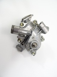 фото thumb №7, Toyota chr c-hr 1.8 гибрид насос масла 2016-