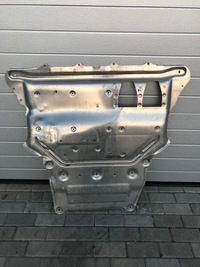 фото thumb №1, Audi tt cabrio 8s7 плита захист pod двигун