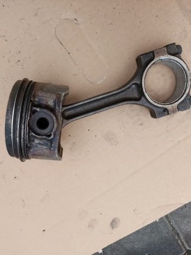фото thumb №1, Поршень з шатуном opel vectra c 2.0 turbo