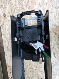 фото thumb №10, Підлокітник vw golf vii 7 матеріал usb