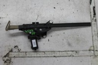 фото thumb №1, Podajnik поперечина правий перед a2078600282 e-klasa w207