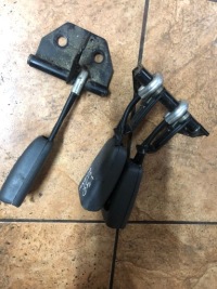 фото thumb №3, Клипса поперечина v40 lift 1.9dci 115km