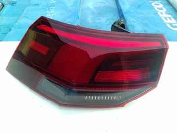 фото thumb №1, Лампа лівий зад 5h0945095c vw golf viii