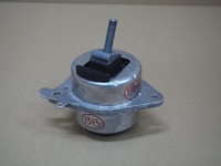 фото thumb №1, Лапи подушка двигуна права alfa romeo stelvio 00505515100