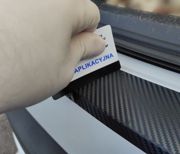 фото thumb №9, Наклейка плівка захисна na бампер карбон 90x8,8cm