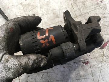 фото thumb №9, Суппорт тормозной зад bmw x1 f48 6883036 6883035