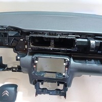 фото thumb №10, Citroen c3 aircross 2018 панели приборная, консоль