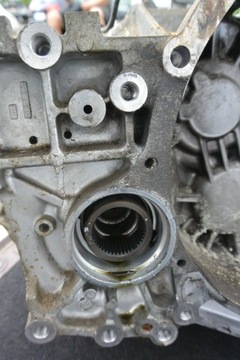 фото thumb №11, Коробка передач коробки передач редуктор c-crosser mitsubishi 4x4 outlander ii 2.2 механическая коробка передач