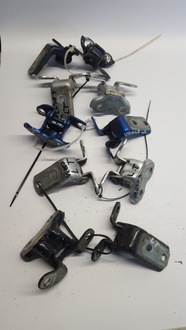 фото thumb №1, Toyota verso 09-18r петли дверь левый задняя комплект