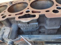 фото thumb №8, Блок двигуна audi a4 b7 a6 c6 2.0tdi 03g021a