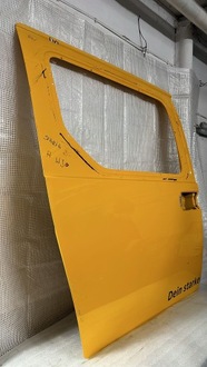 фото thumb №1, Hyundai staria 2021- двері зад праві