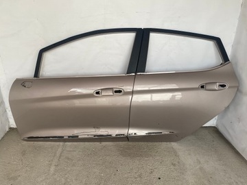 фото thumb №1, Ford fiesta mk8 vignale дверь левая передние