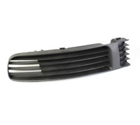 фото thumb №1, Решітка права vw passat 8.96-