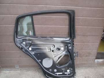 фото thumb №3, Рама ліва двері ліві зад рамка vw golf v + plus 5m0