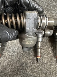 Vw audi seat 1.9 tdi насос-форсунка насос-форсунка 038130073bn Цена, фото thumb